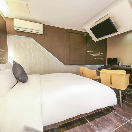 Hotel Cullinan Seocho Seoul Exterior photo