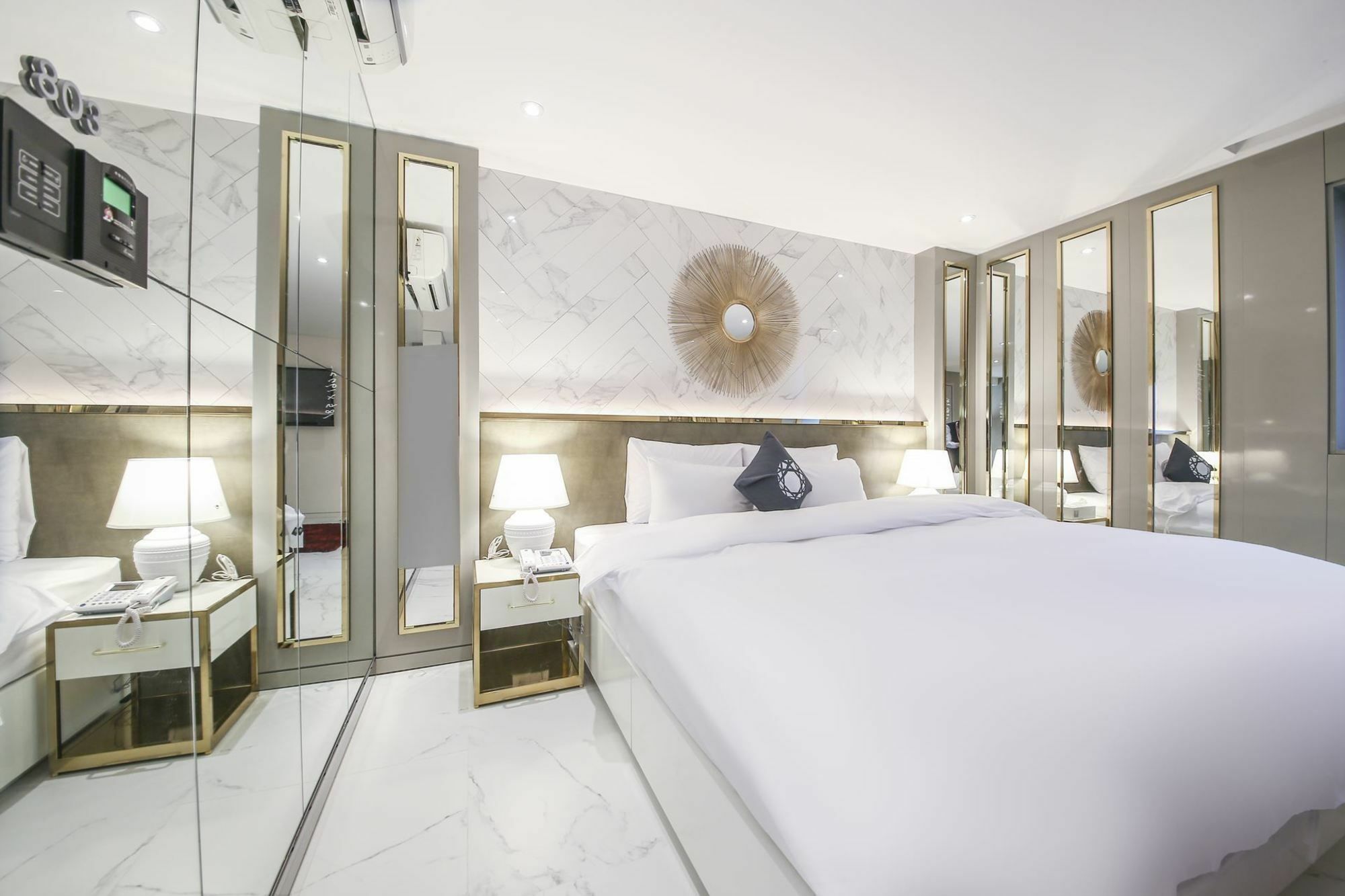 Hotel Cullinan Seocho Seoul Exterior photo